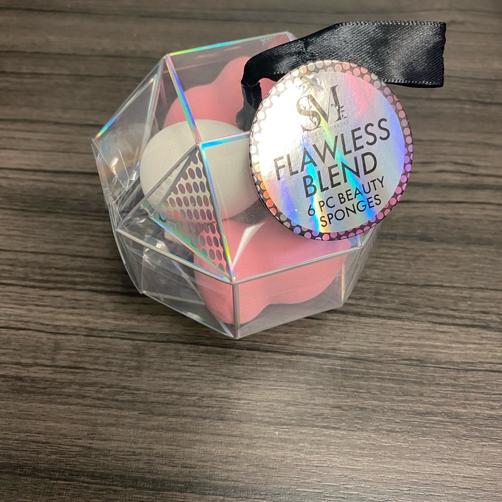Flawless Blend Beauty Sponges - Pink, White and Purple(6)